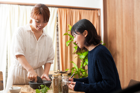 ブラフヤヨイ,プロフィール,Herbal Ayurveda(ハーバルアーユルヴェーダ)
